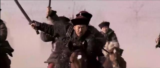 吴三桂的关宁铁骑与八旗军激烈厮杀，呼声震天动地，血浆飞溅