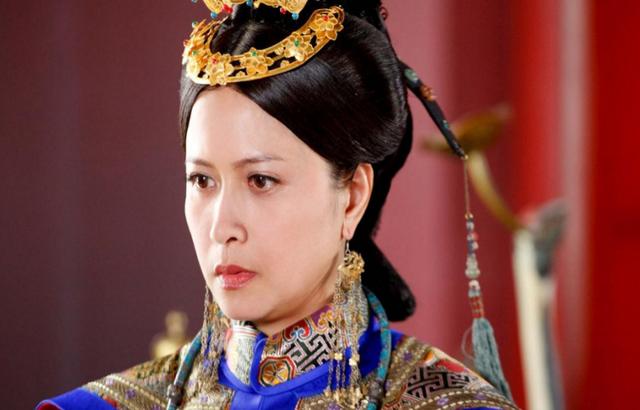 清王朝艳福不浅的皇帝，一生四位皇后，67位妃子，死后都随他而去