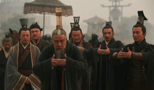 在中国古代，这种刑罚比剃发还要轻，但是被很多男性犯人拒绝